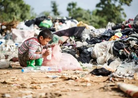 گسترش فقر در ایران؛ بهبود سطح زندگی در جهان